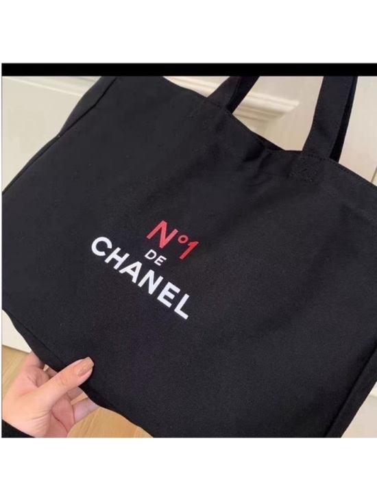 Other - Chanel beauty No•1  black tote